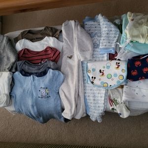 NB Baby Clothing (Lot 16 pieces)